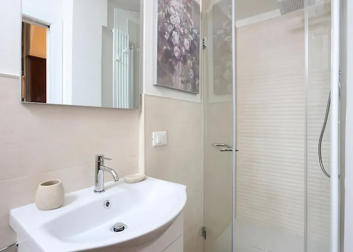 L&d 51 Luxury Suites, Ognissanti Square *